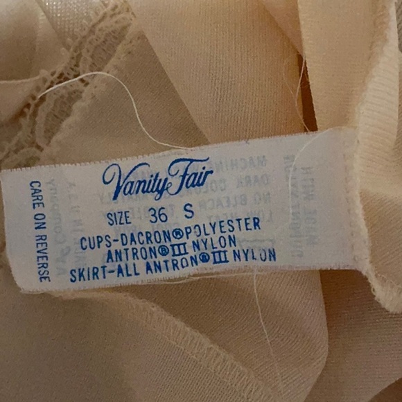 Vintage Vanity Fair Elegant Cream Chemise Slip - Picture 3 of 9